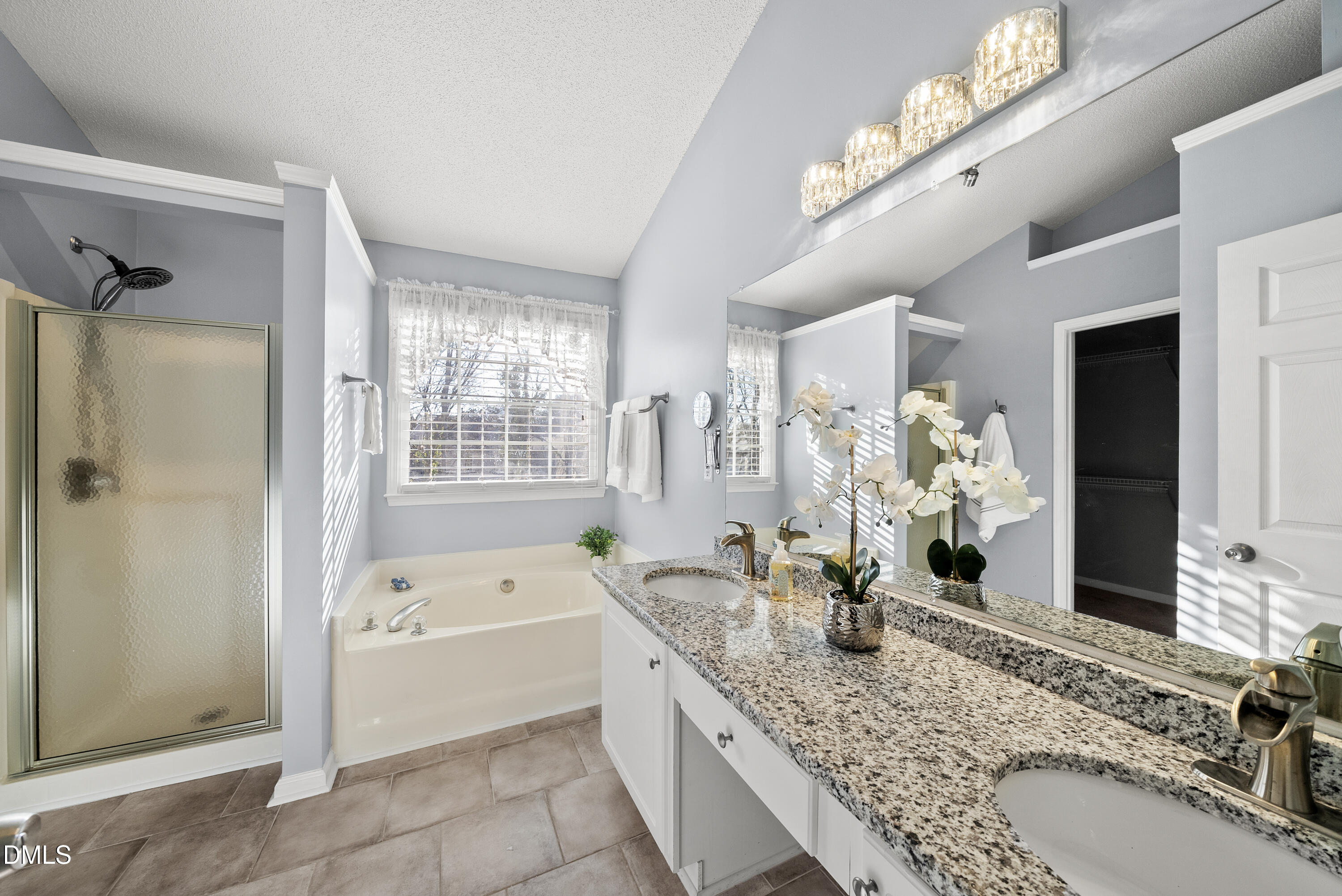 615 Southshore Parkway
