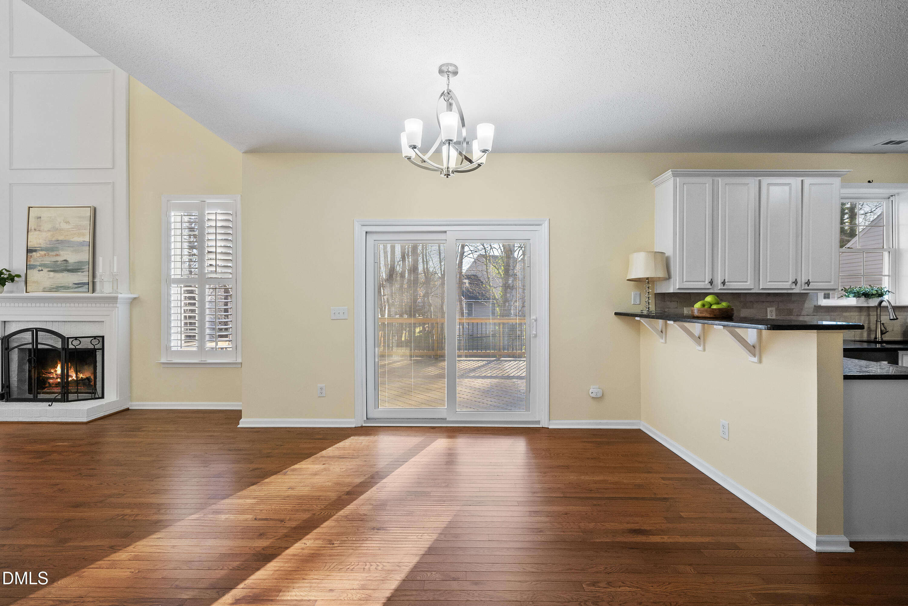 615 Southshore Parkway