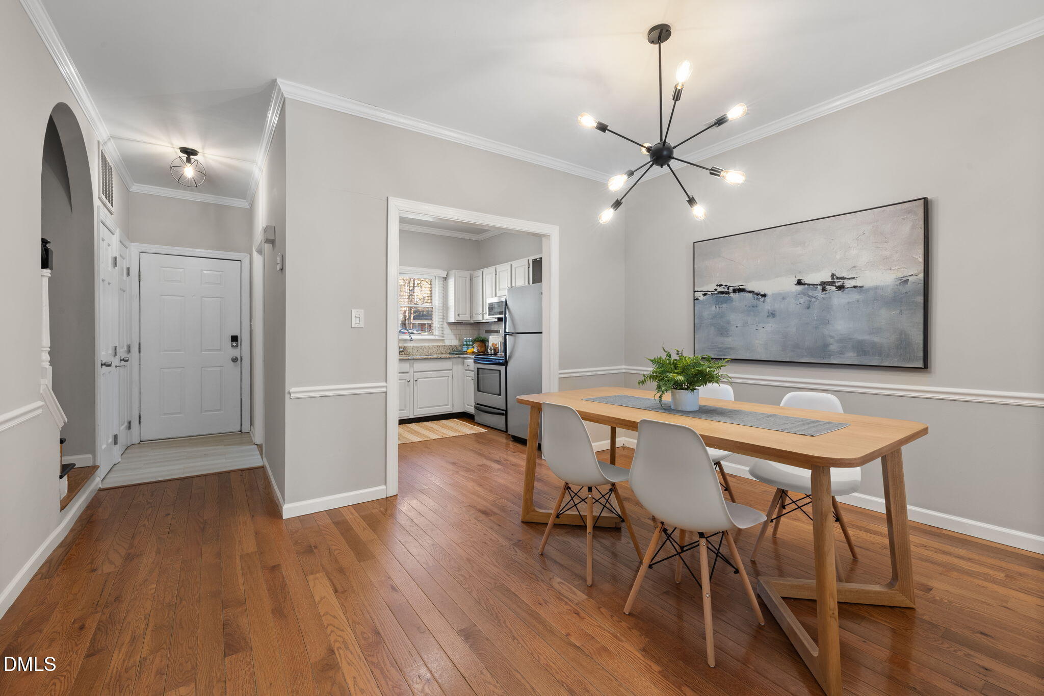 111 Strass Court