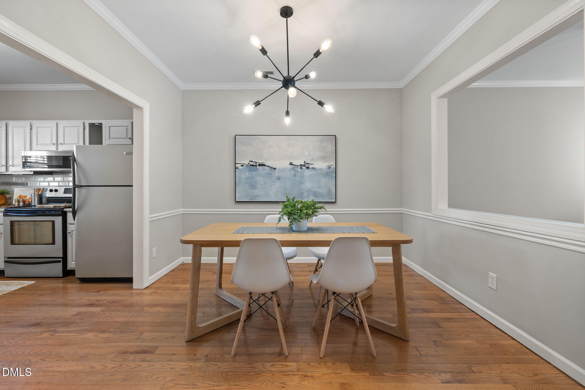 111 Strass Court
