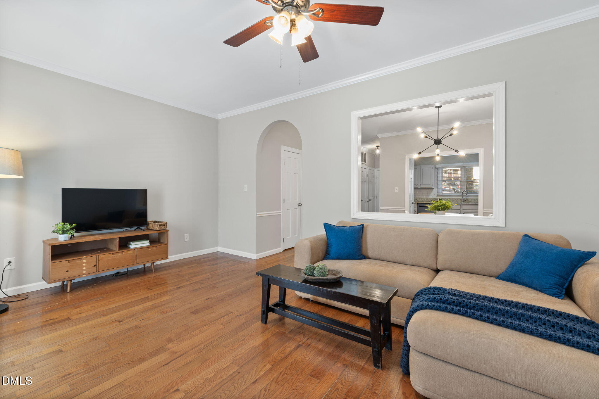 111 Strass Court