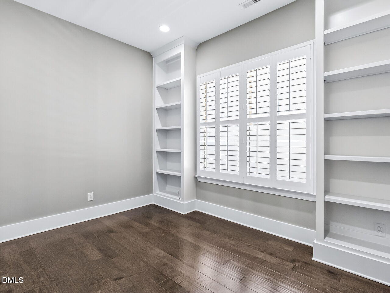 111 Glenpark Place
