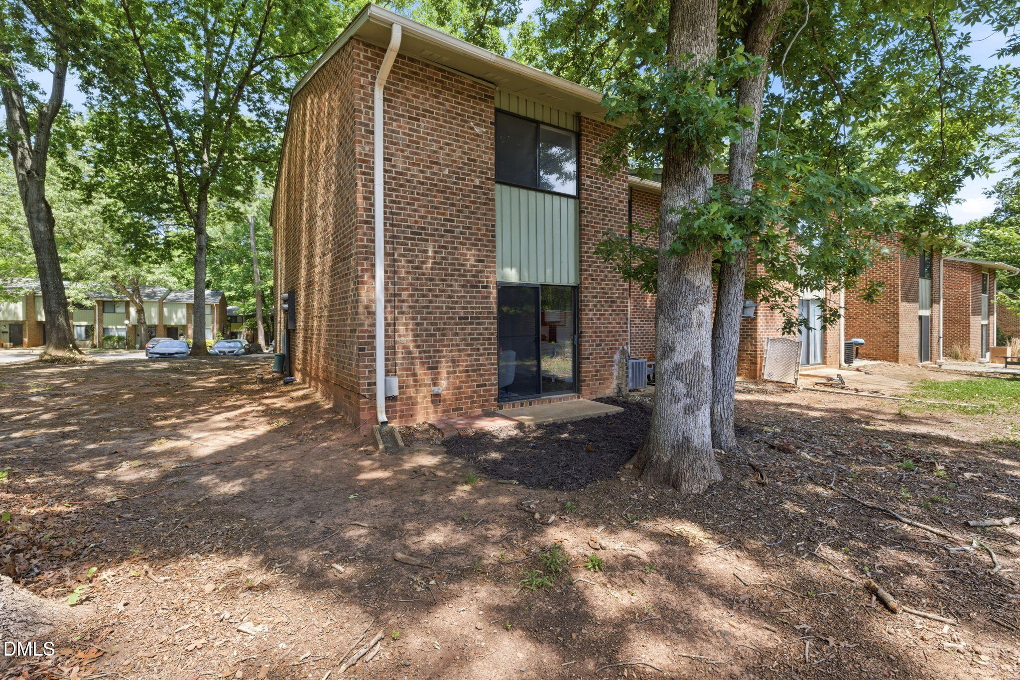 1279 Teakwood Place