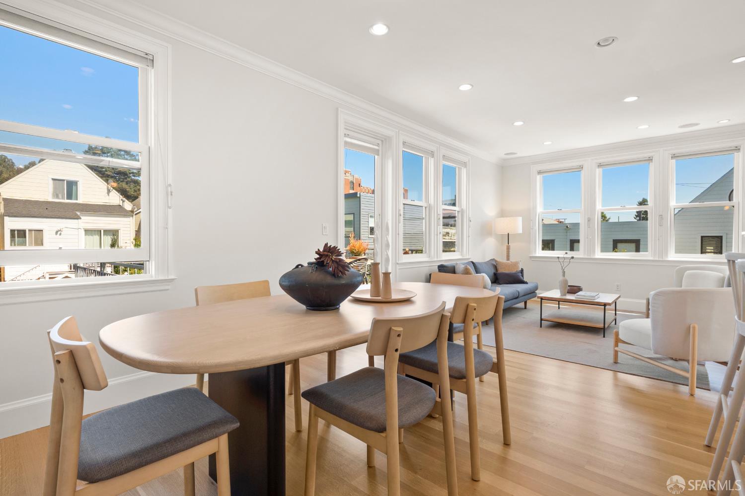 879 Hampshire Street