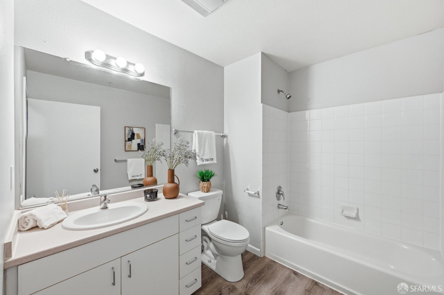 8300 Oceanview Terrace # 114