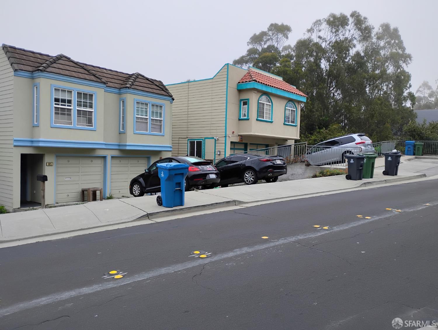983 Crocker Avenue