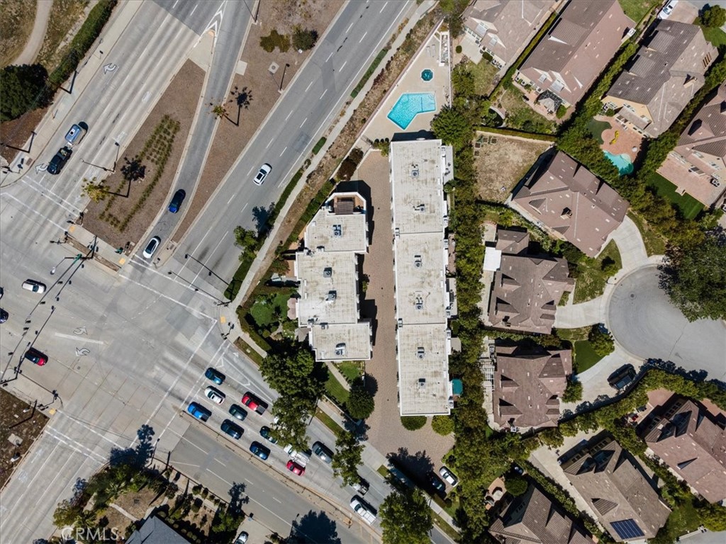 866 Sierra Madre Villa Avenue 7