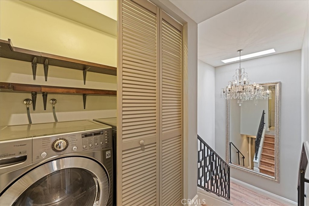 866 Sierra Madre Villa Avenue 7