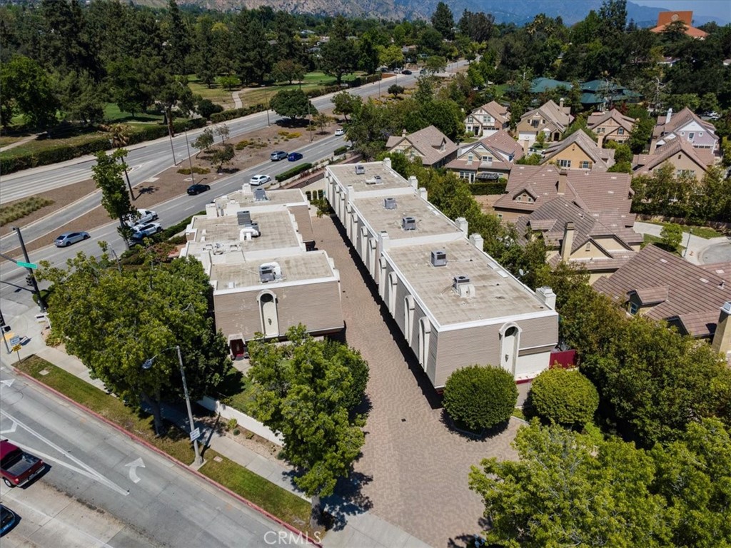 866 Sierra Madre Villa Avenue 7