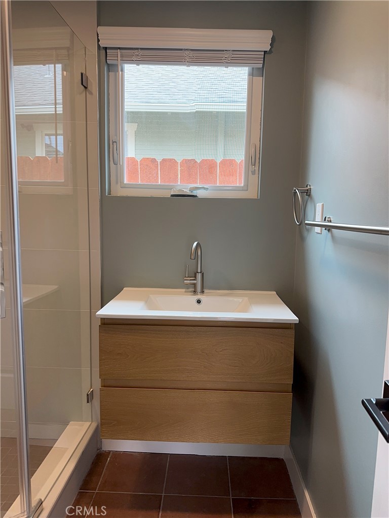 448 Linwood Avenue 1