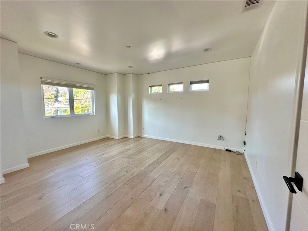 448 Linwood Avenue