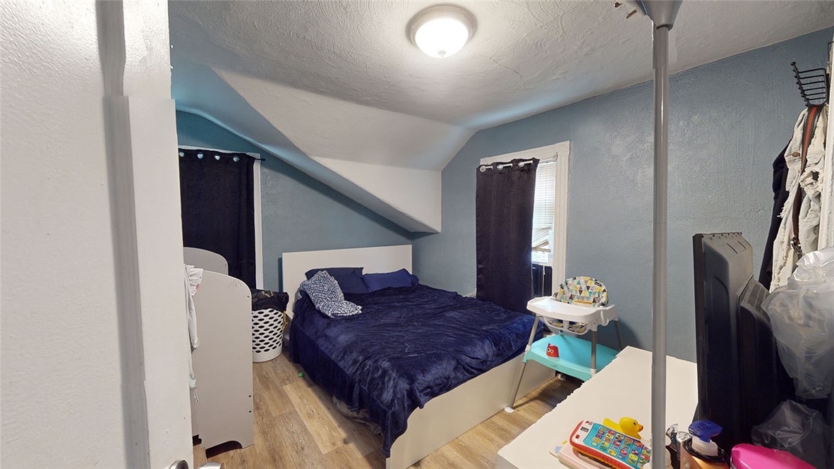 87 What Cheer Avenue