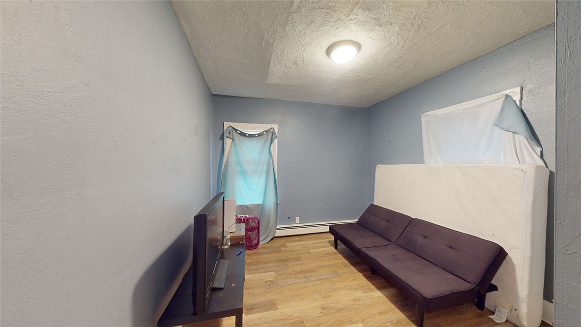 87 What Cheer Avenue