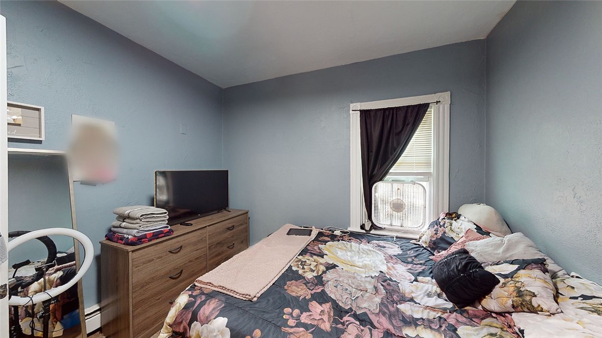 87 What Cheer Avenue