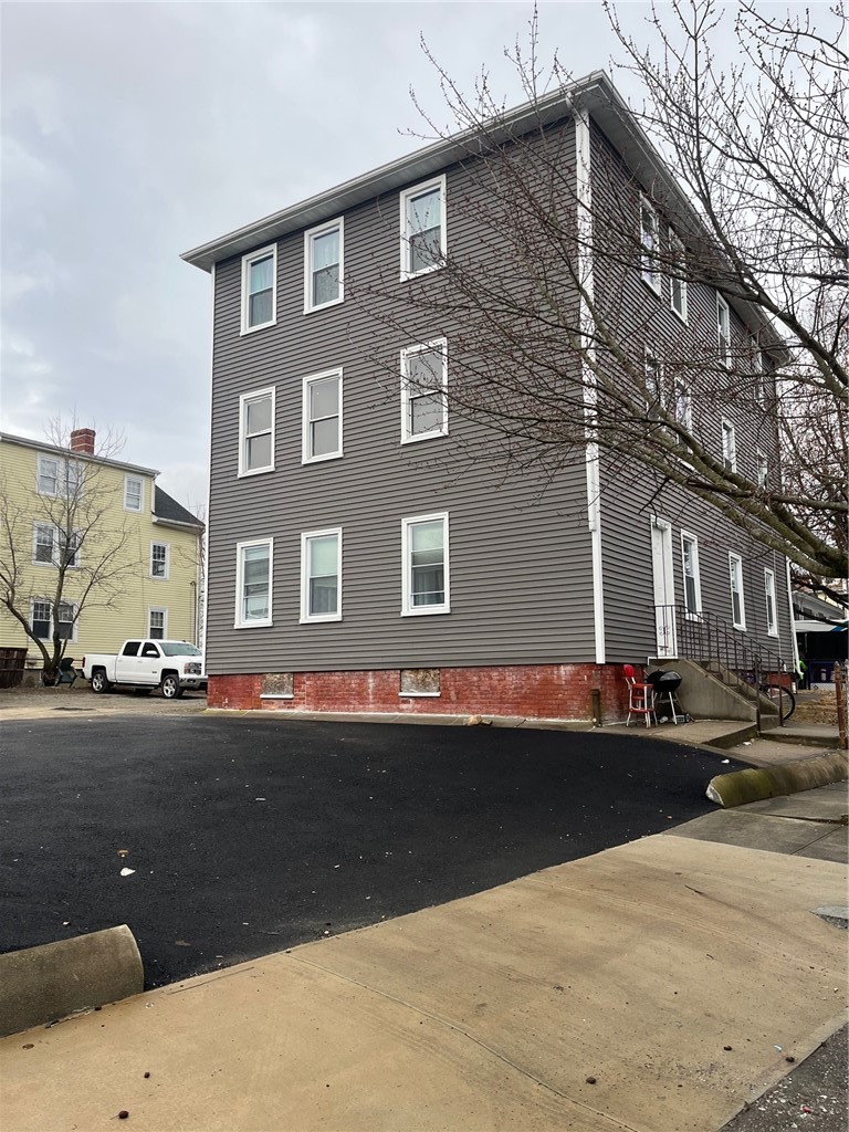 24 Mount Pleasant Avenue