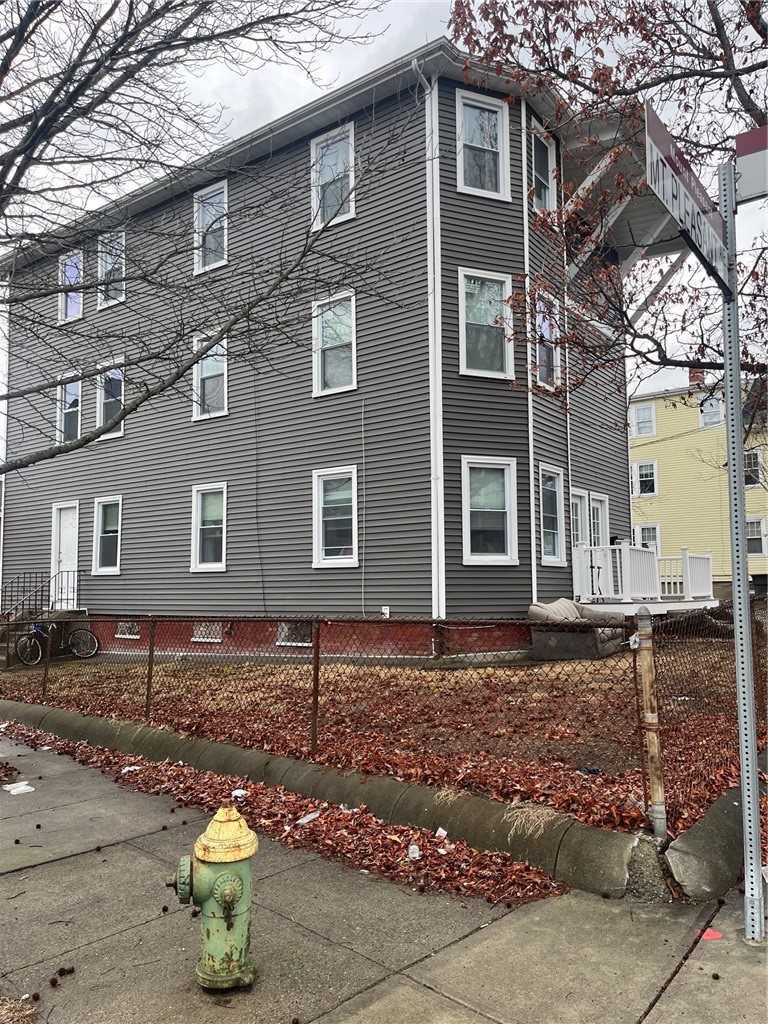 24 Mount Pleasant Avenue