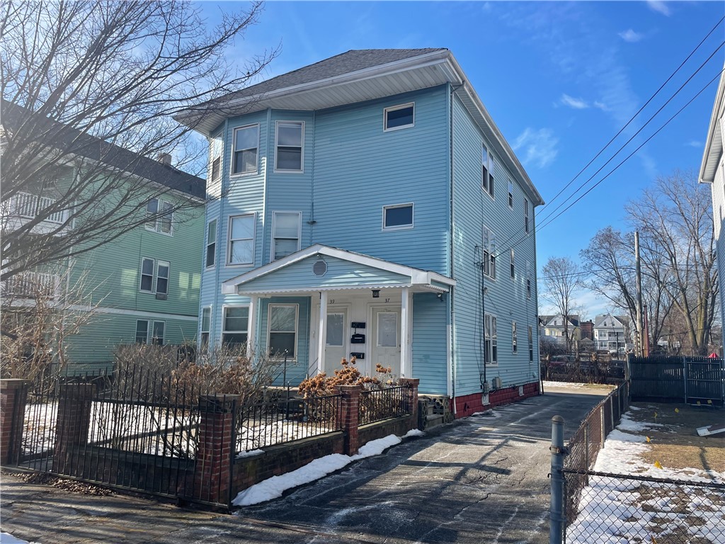 37 Longfellow Terrace