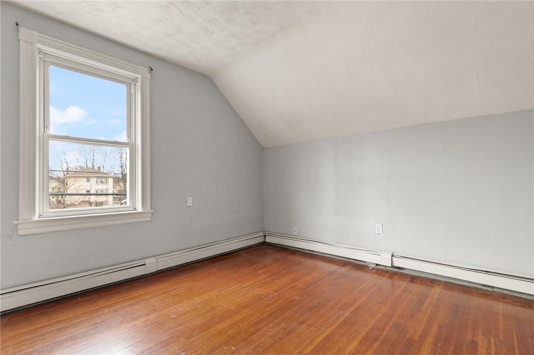 42 Corinth Street