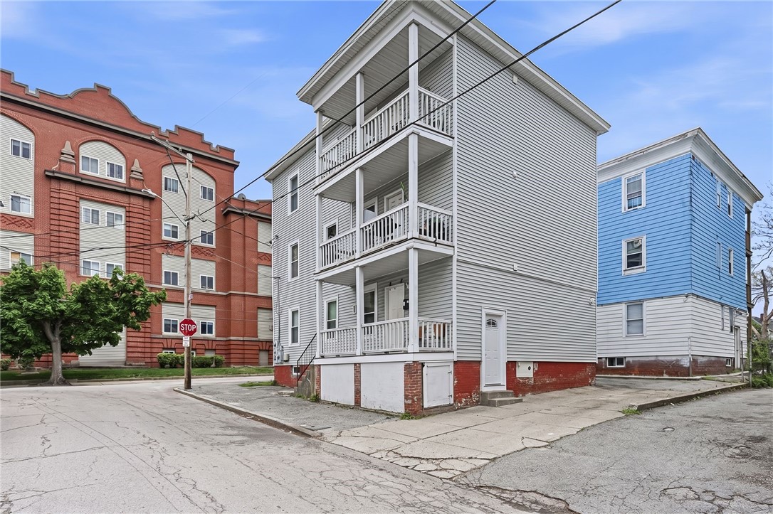 2 King Street