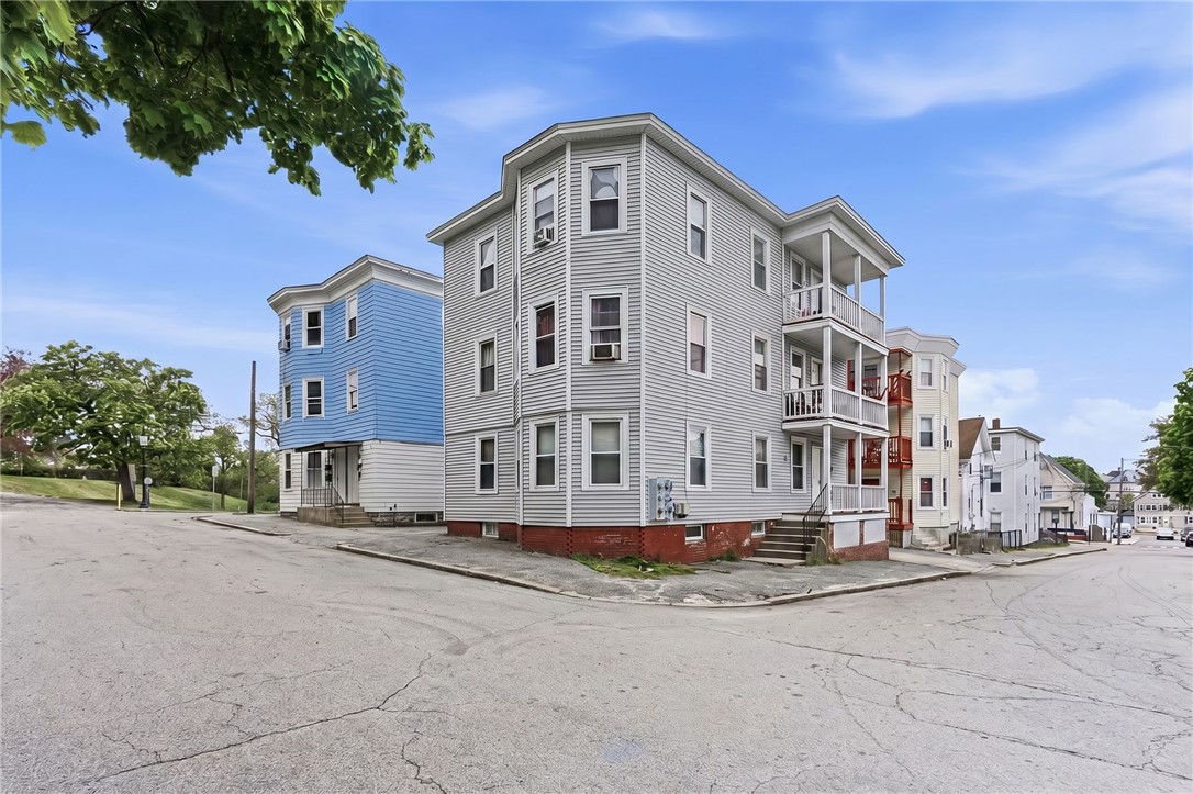 2 King Street