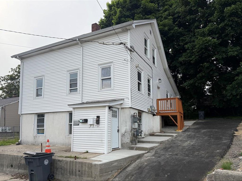 372 Hawkins Street