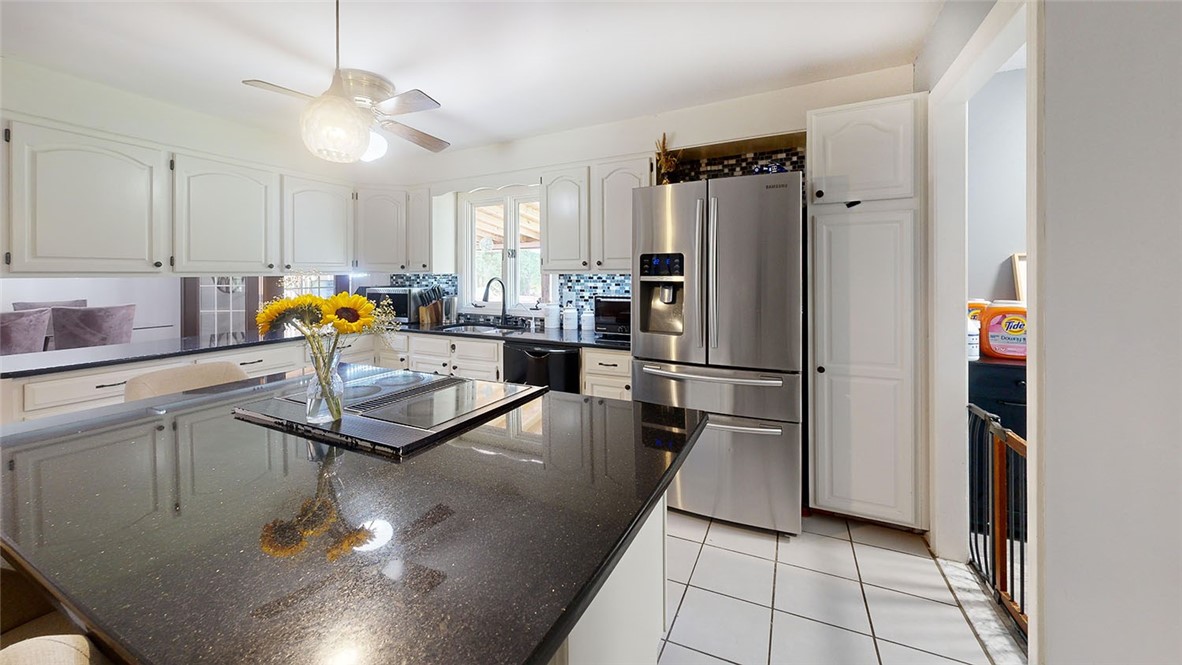 865 Steere Farm Road