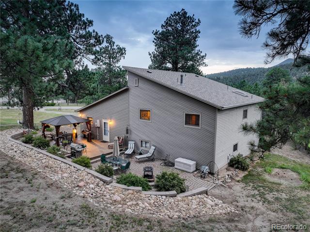 7033 Silverhorn Drive