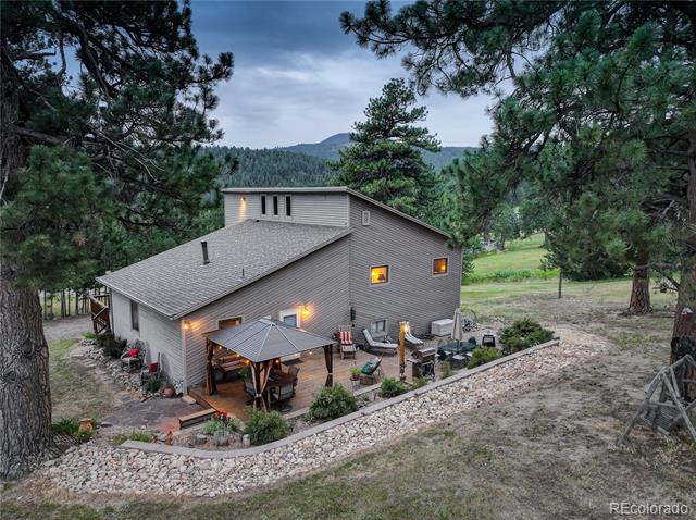 7033 Silverhorn Drive
