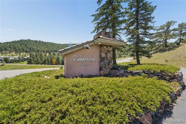 752 Ridgeside Drive
