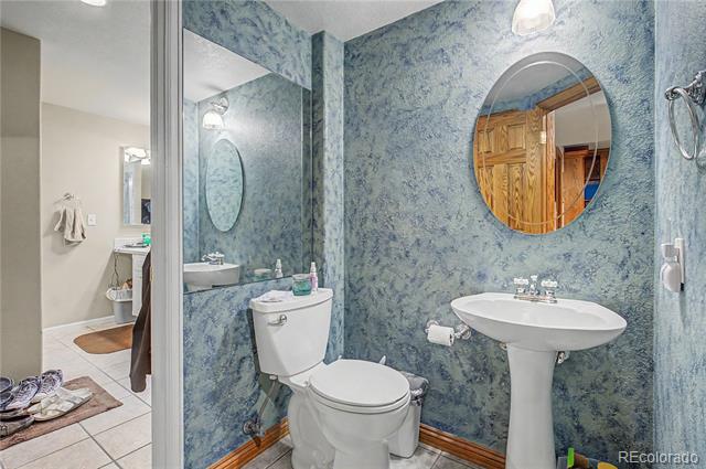 5807 W 81st Place