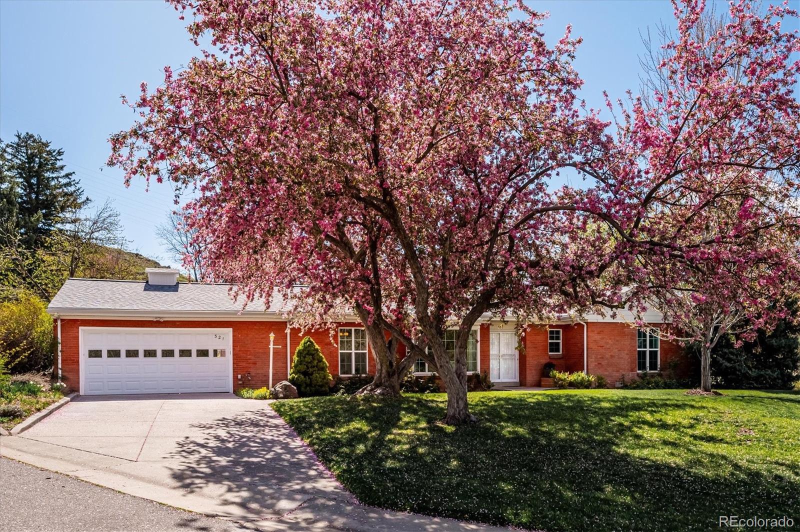 321 Sunset Drive