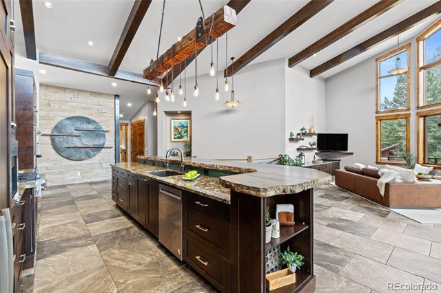5976 Stone Creek Drive