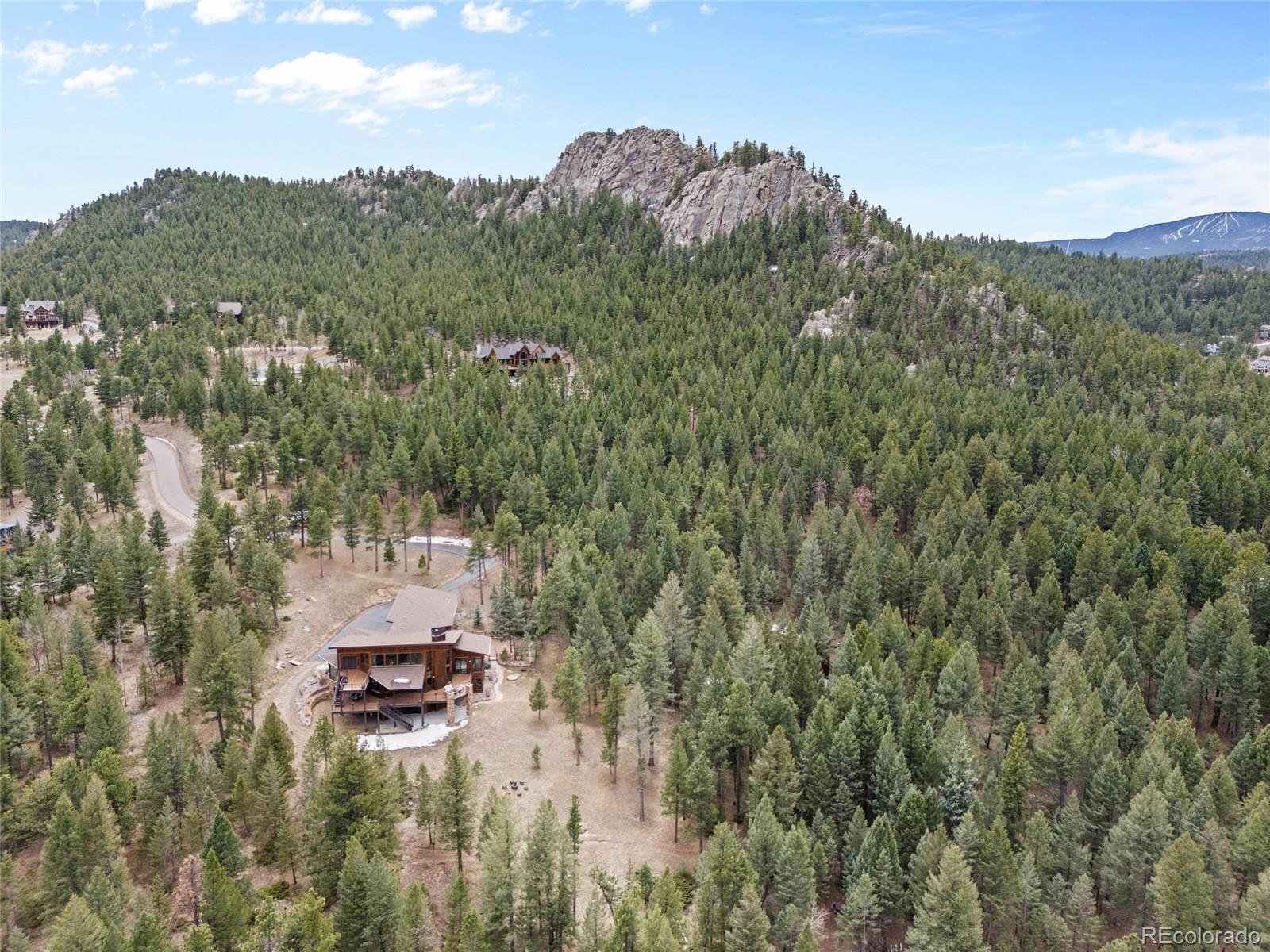 5976 Stone Creek Drive