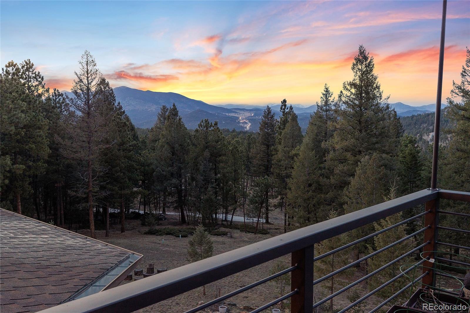 5976 Stone Creek Drive