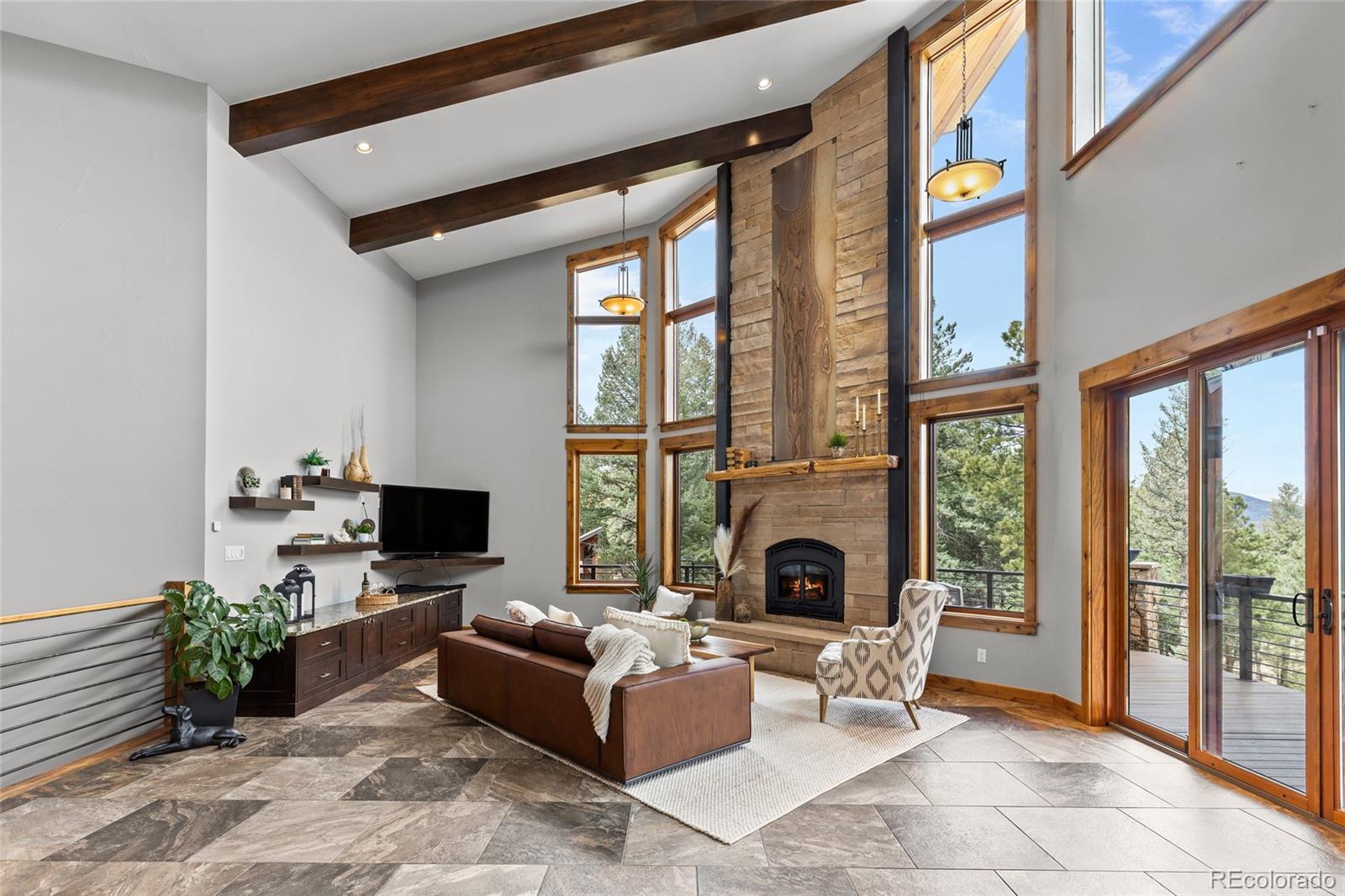 5976 Stone Creek Drive