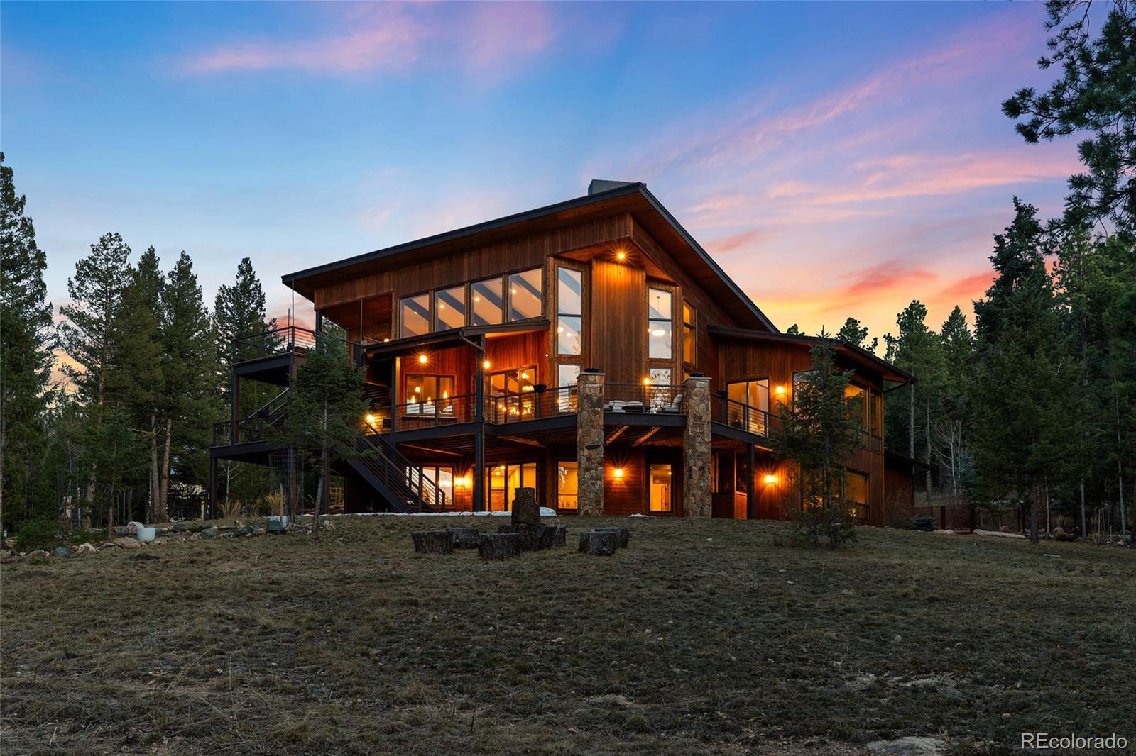 5976 Stone Creek Drive