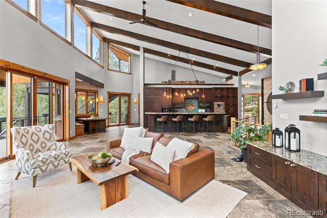 5976 Stone Creek Drive