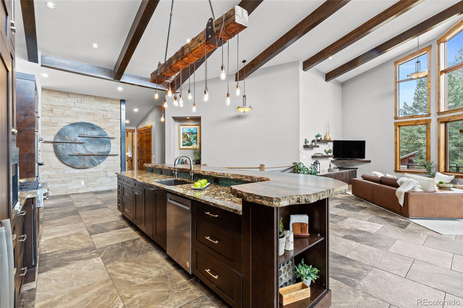 5976 Stone Creek Drive