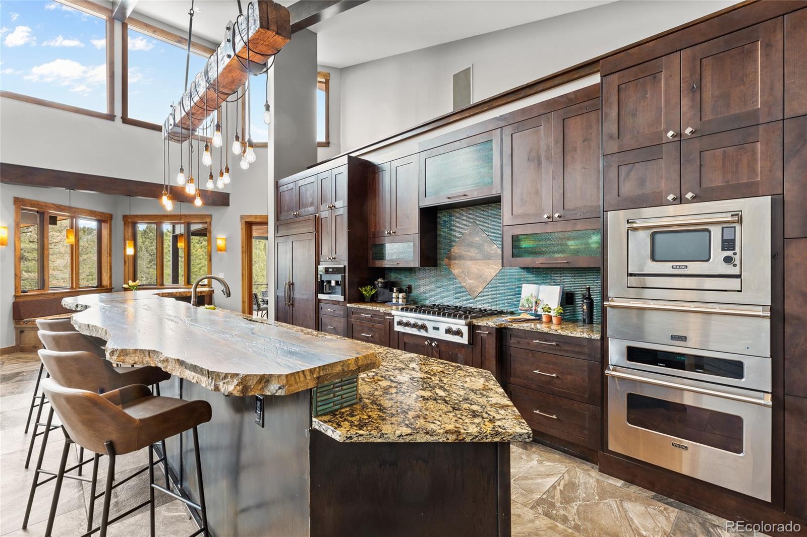 5976 Stone Creek Drive