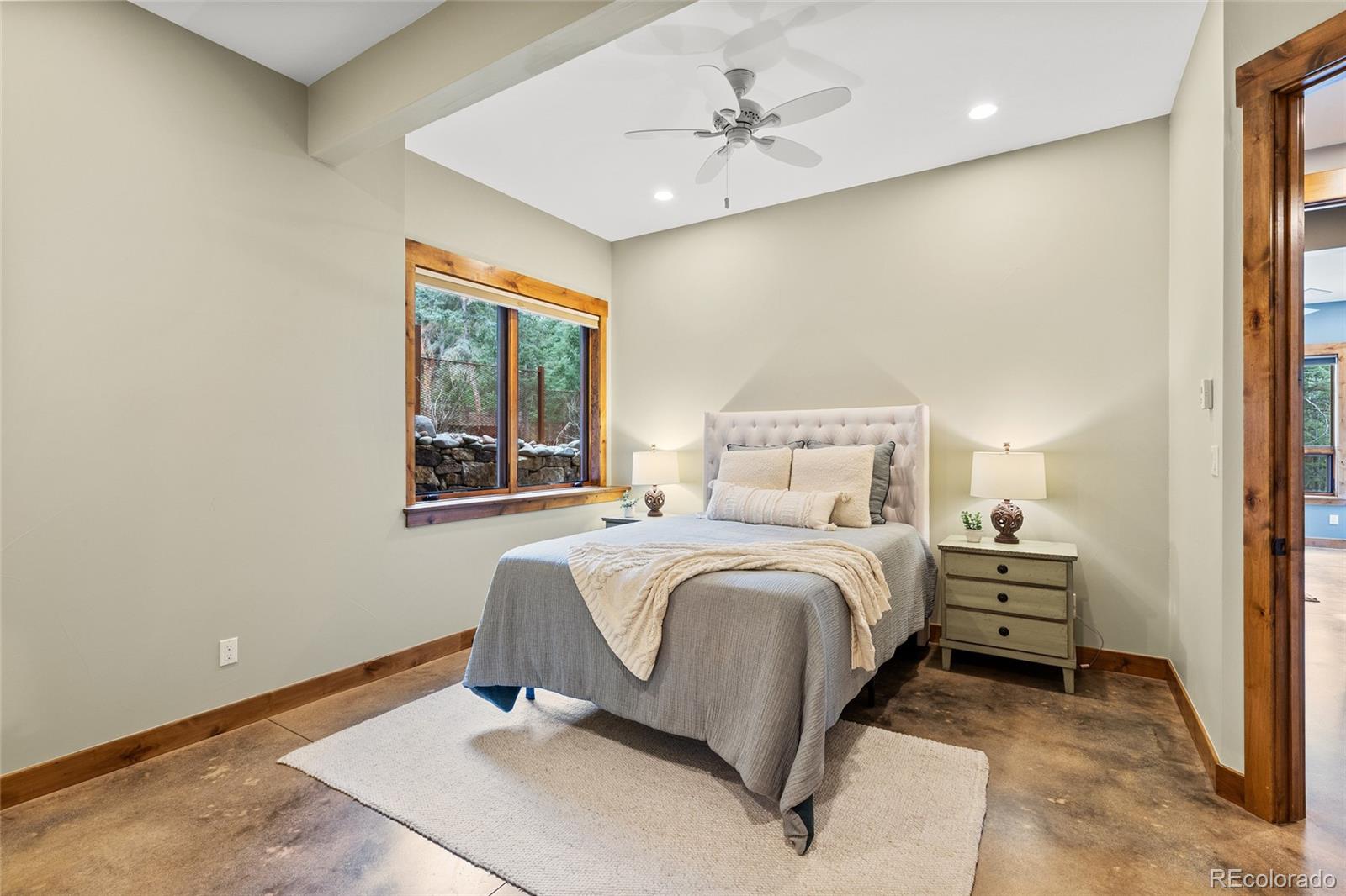 5976 Stone Creek Drive