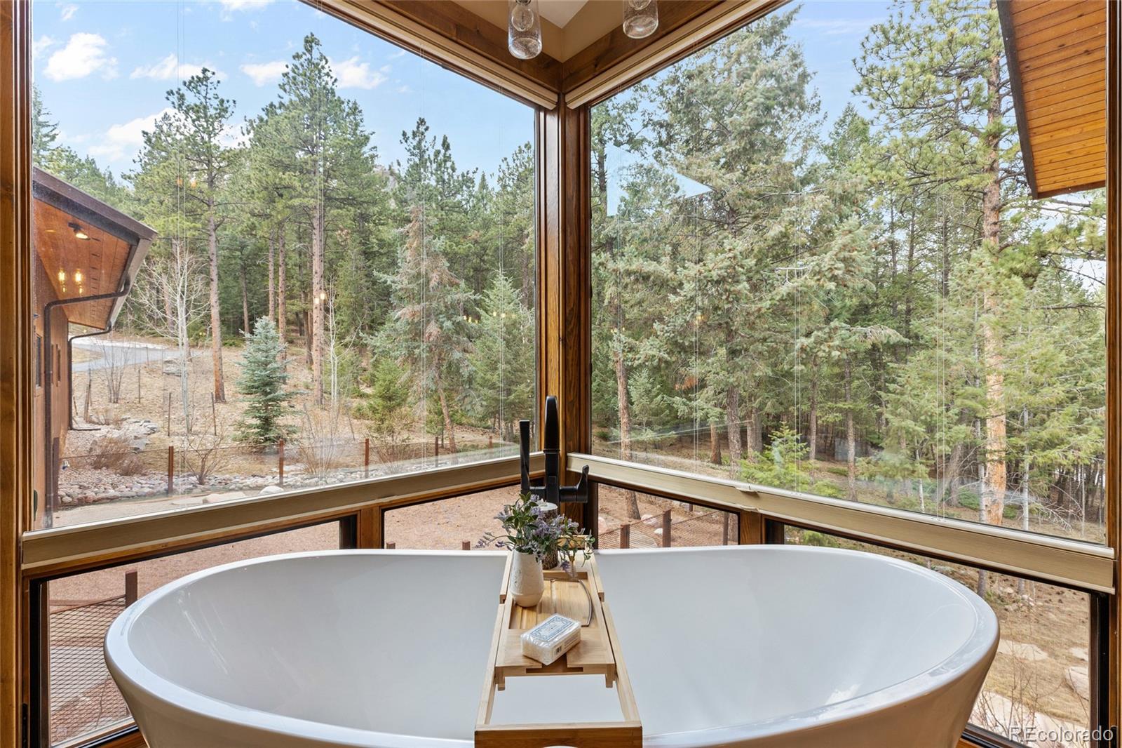 5976 Stone Creek Drive