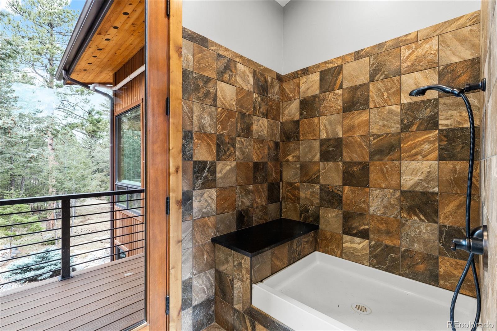 5976 Stone Creek Drive