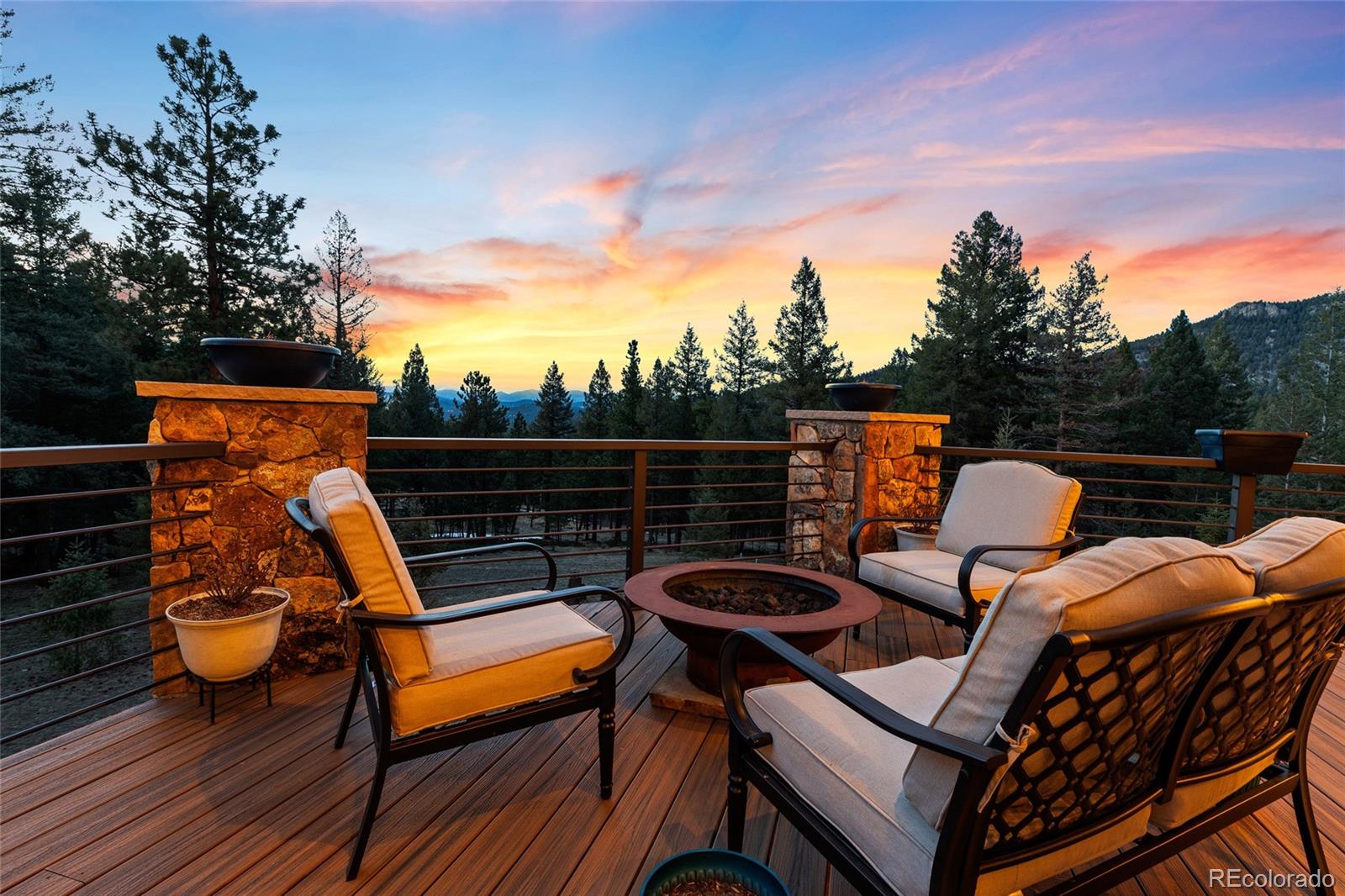 5976 Stone Creek Drive