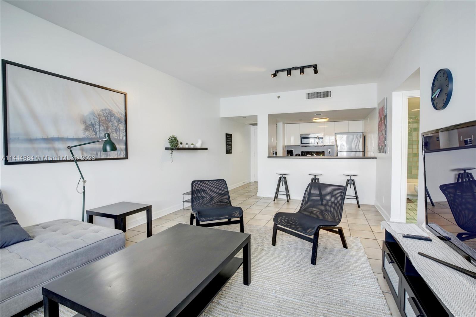 834 Ocean Dr # 212