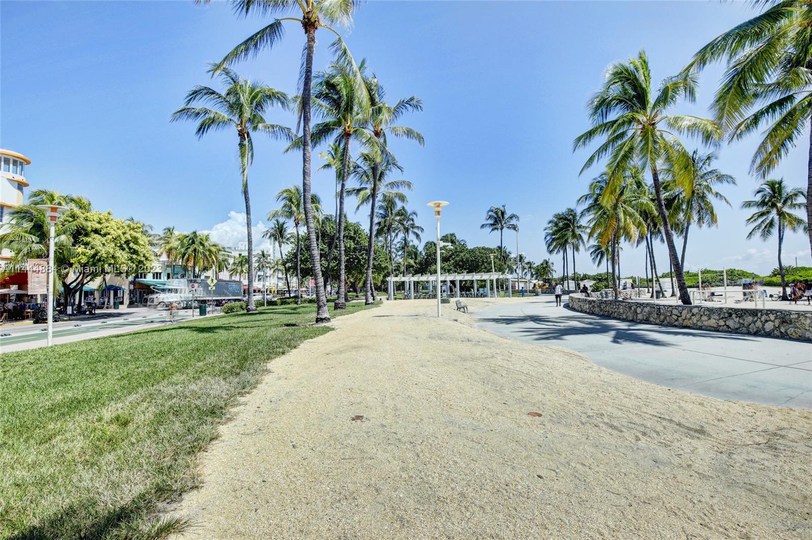 834 Ocean Dr # 212