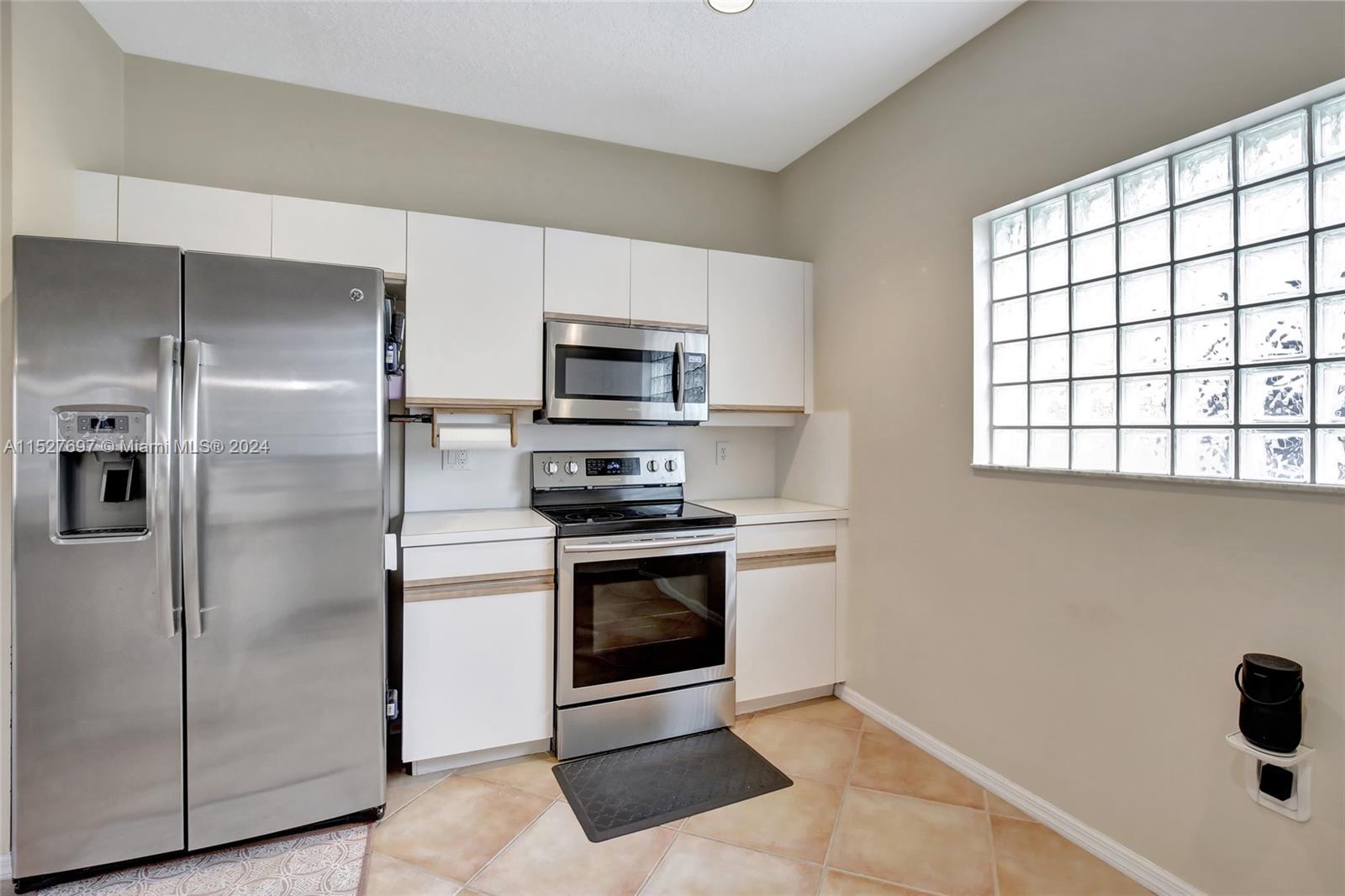 118 SW 206th Ave
