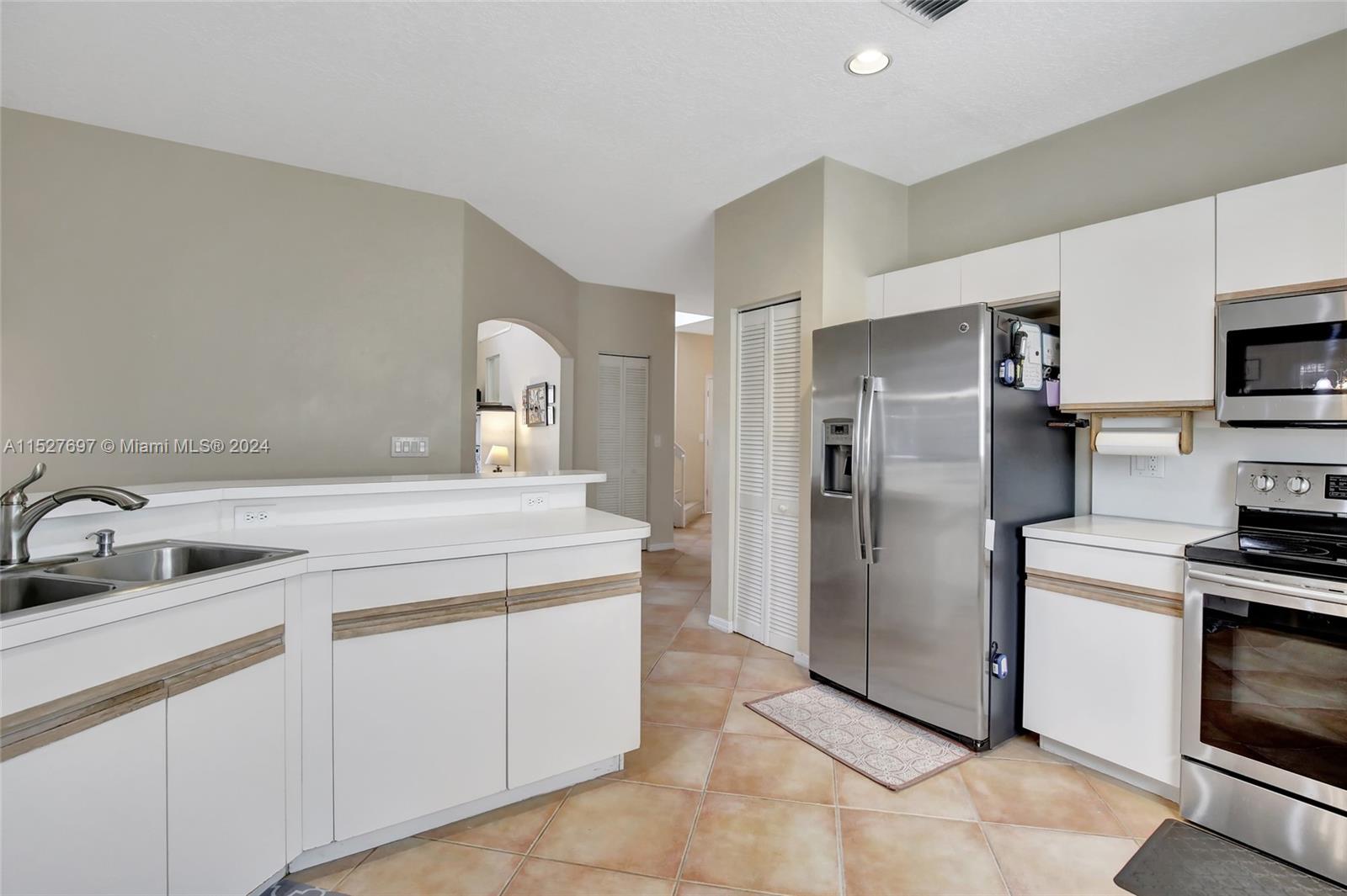 118 SW 206th Ave