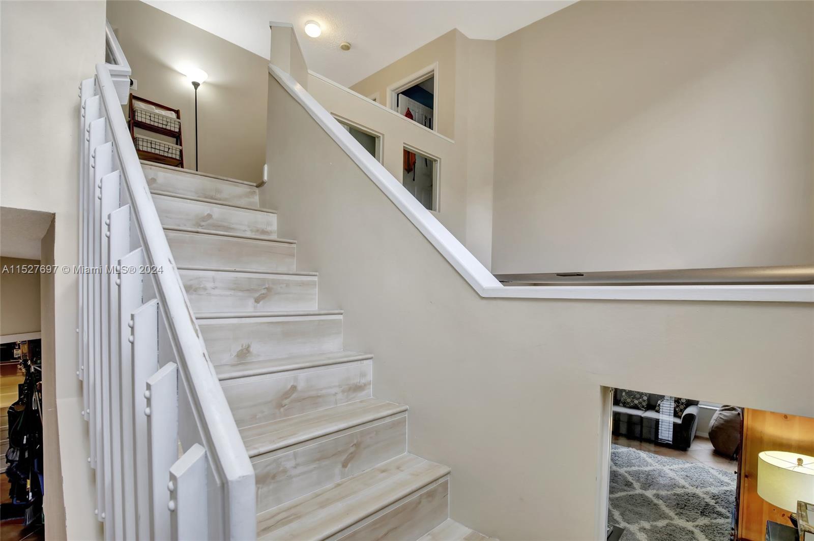 118 SW 206th Ave