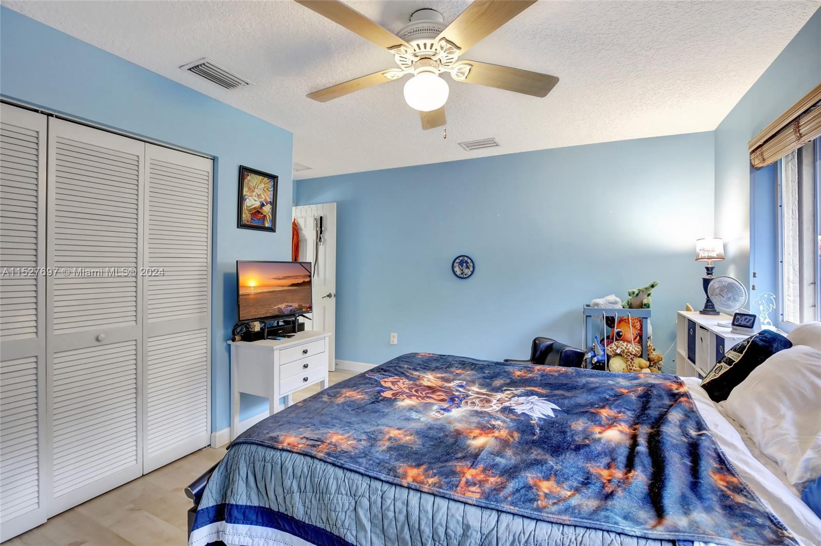 118 SW 206th Ave
