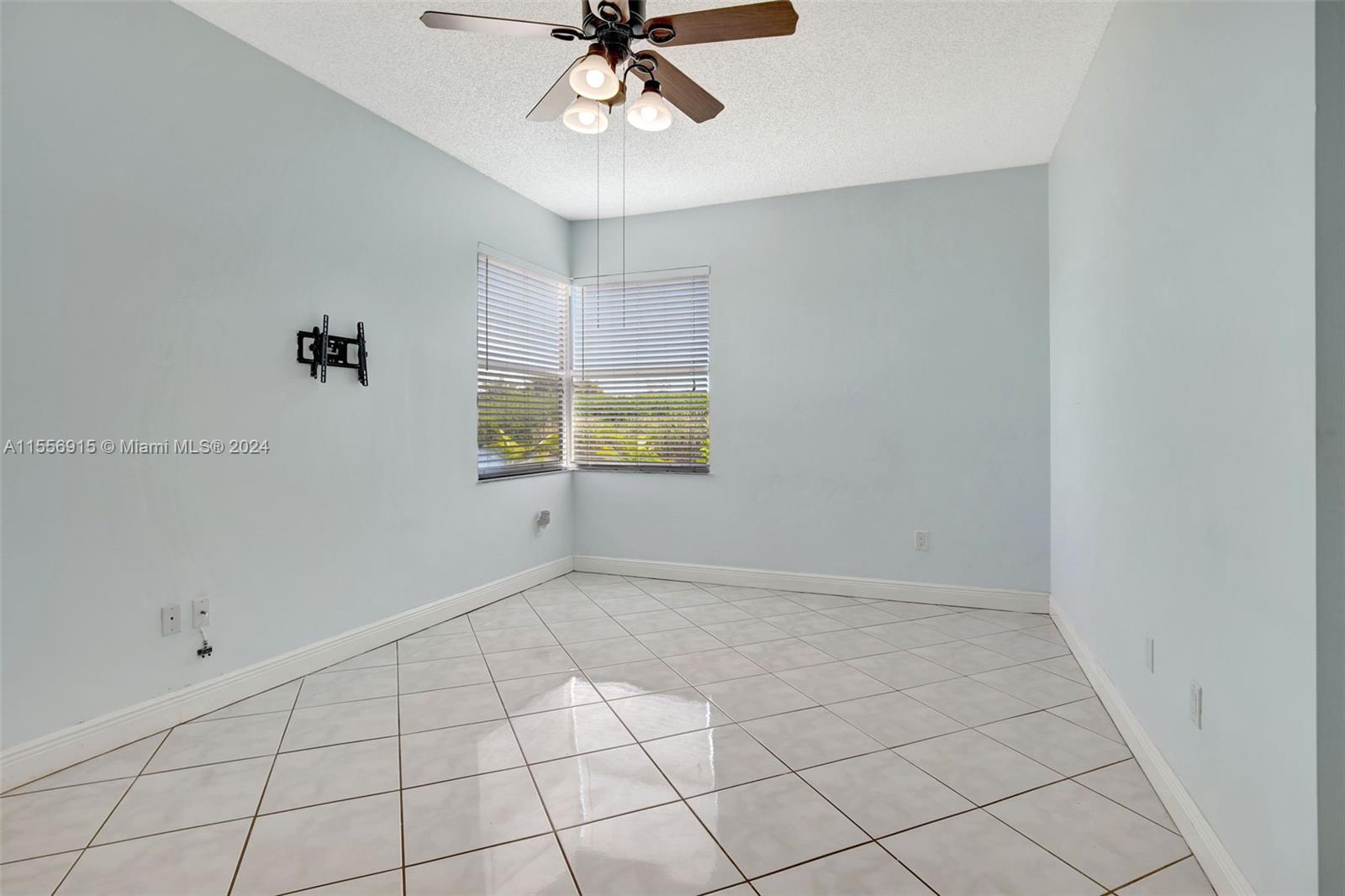 693 NW 151st Ave